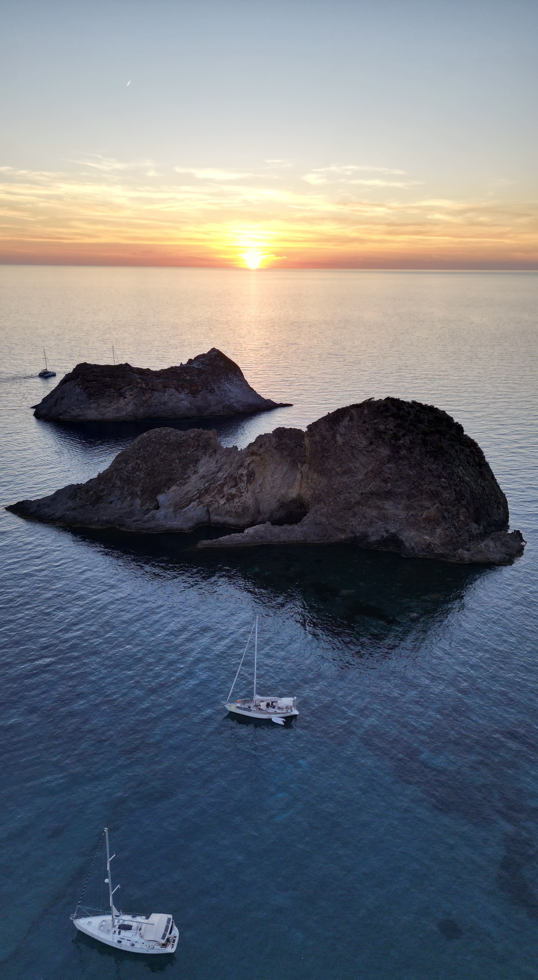 Wind & Wine Weekly Cruising
